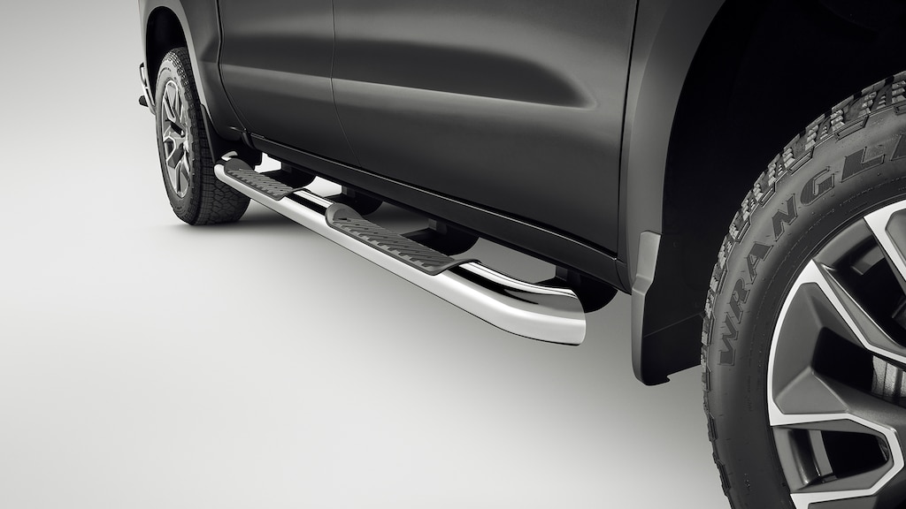 Estribos tubulares 4 pulgadas cromados para Chevrolet Silverado Turbo 2025, camioneta de trabajo